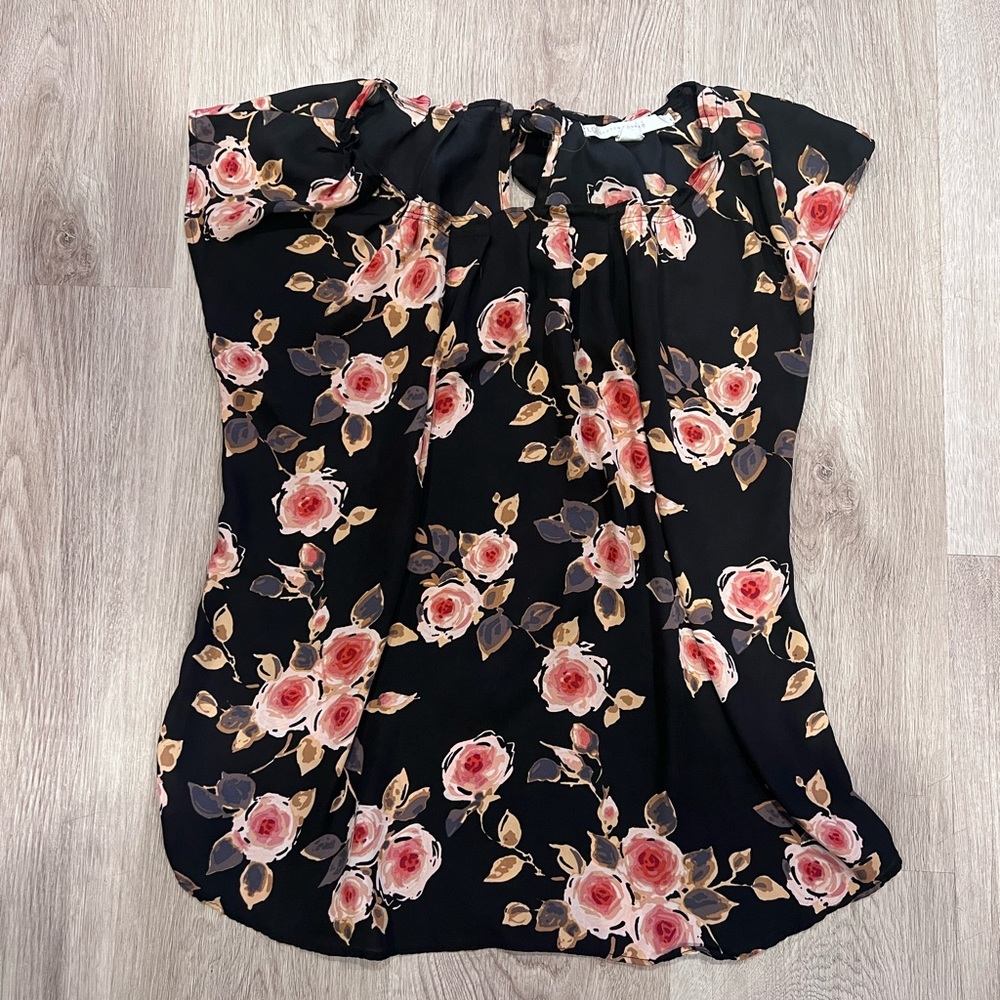 LC Lauren Conrad floral short sleeve